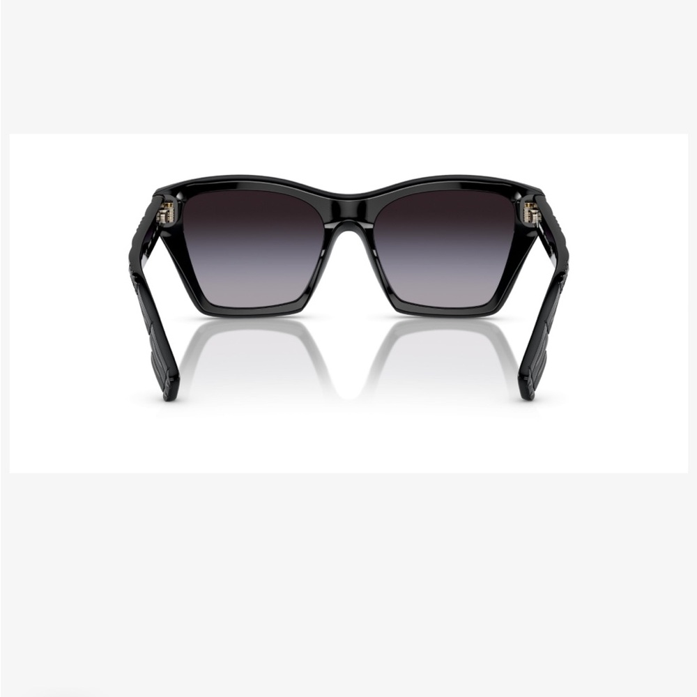 Burberry Arden sunglaases - Picture 3 of 10